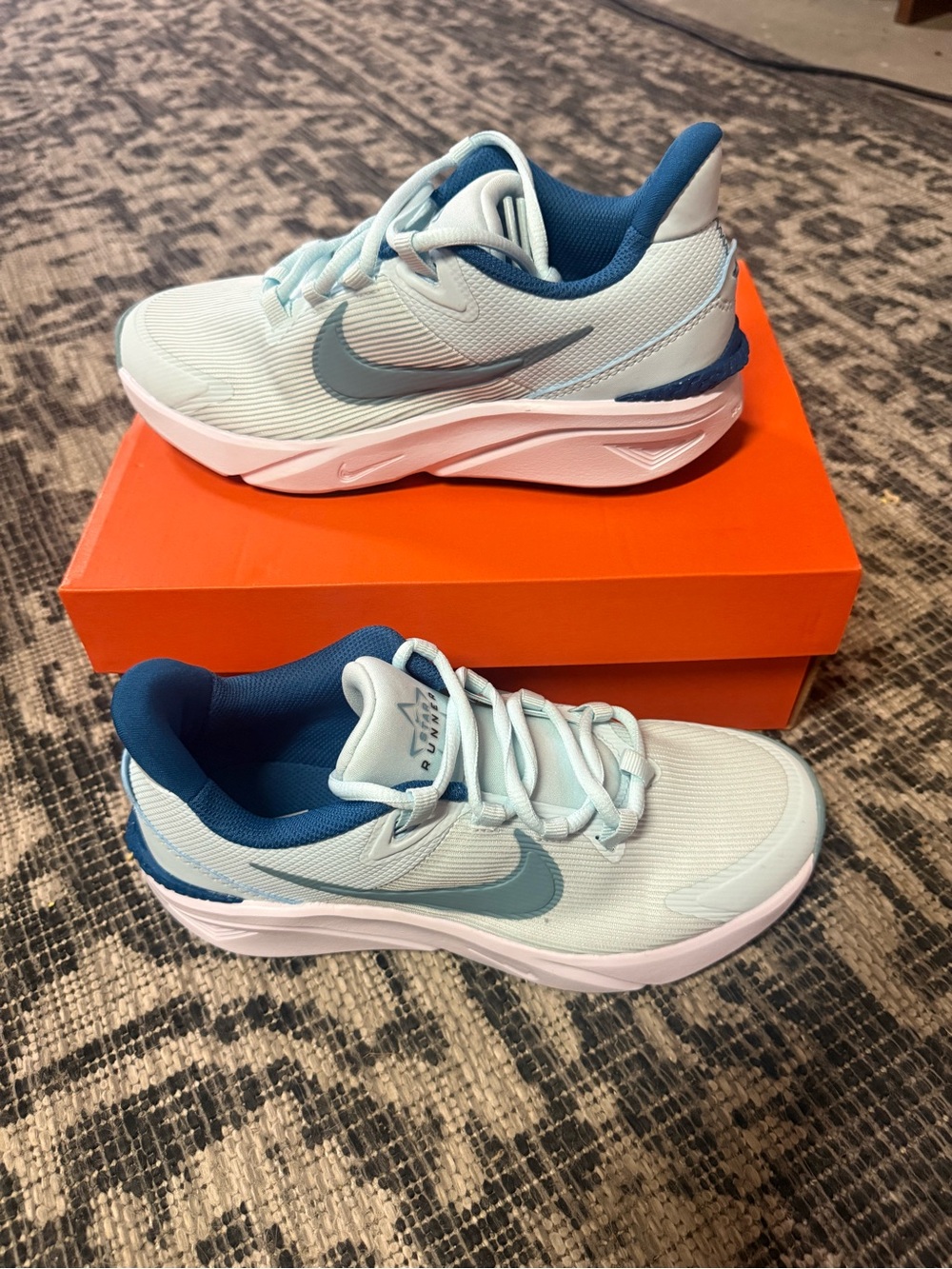 Nike Kids Light Aqua and Navy Running Sneakers